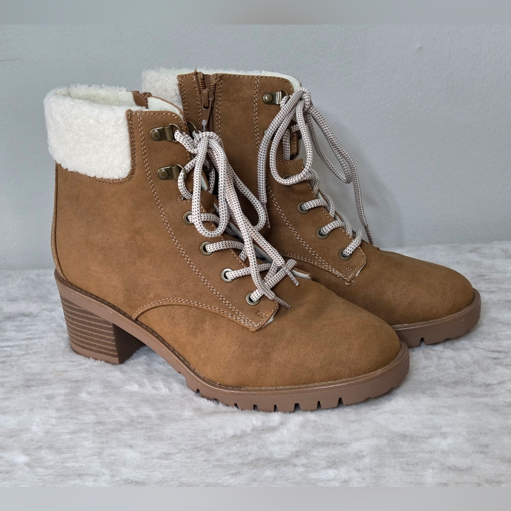 A MTL 1980 Heeled Urban Style Cozy Lace-Up Tan Boots for Women
